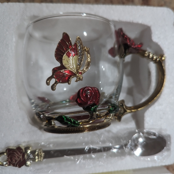 NWOT Red Rose & Butterfly Tea/Coffee Mug W/Silver Spoon - Picture 5 of 6